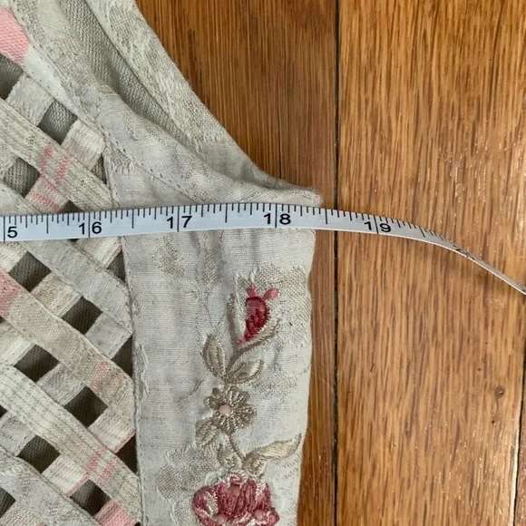 Vintage linen beaded embroidered vest - Picture 8 of 9